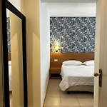 Majorca Sul Mare In Centro A Con Area Fitness 3* Риччоне