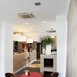 Majorca Sul Mare In Centro A Con Area Fitness Риччоне