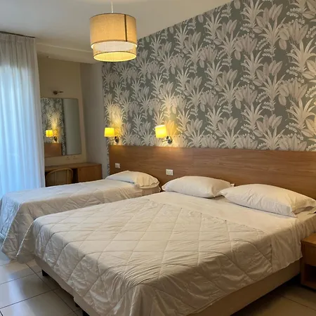 Majorca Sul Mare In Centro A Con Area Fitness 3*