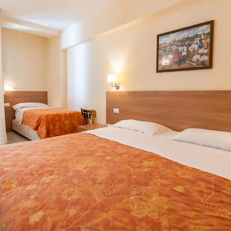 Majorca Sul Mare In Centro A Con Area Fitness 3*