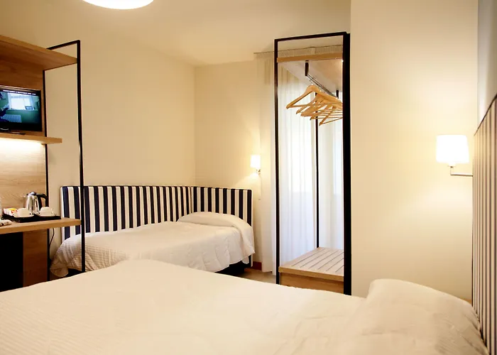 Majorca Sul Mare In Centro A Con Area Fitness 3* 里乔内