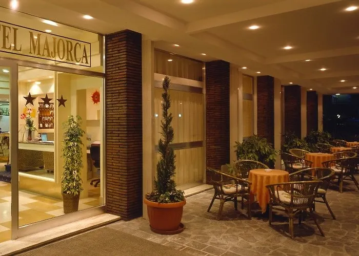 Majorca Sul Mare In Centro A Con Area Fitness 3* 里乔内