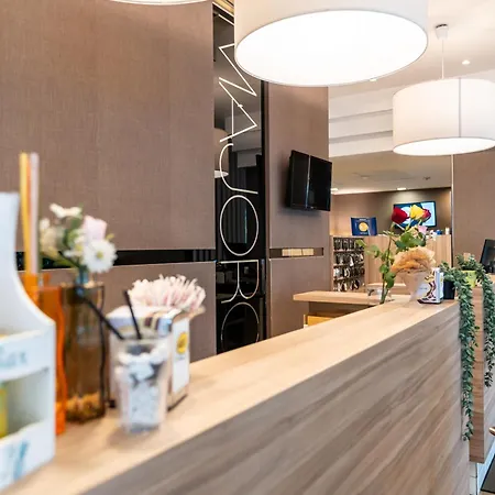 Majorca Sul Mare In Centro A Con Area Fitness 3*