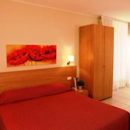 Majorca Sul Mare In Centro A Con Area Fitness Riccione