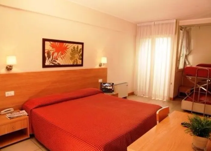 Majorca Sul Mare In Centro A Con Area Fitness 3* Риччоне