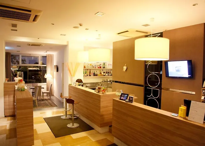 Majorca Sul Mare In Centro A Con Area Fitness Riccione