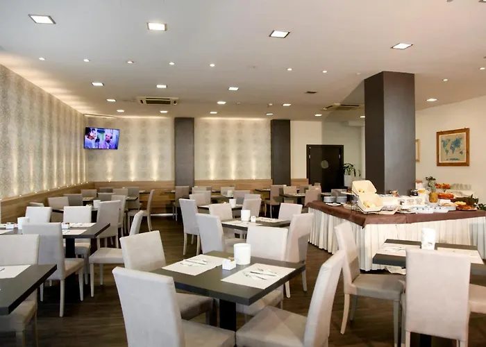 Hotel Majorca Sul Mare In Centro A Con Area Fitness